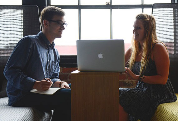 24小时轰炸对方的电话软件